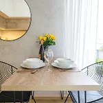 Luxury Flat In Soho Апартаменты *
