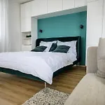 Luxury Flat In Soho Апартаменты Брно
