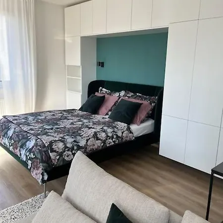 Luxury Flat In Soho * Brno